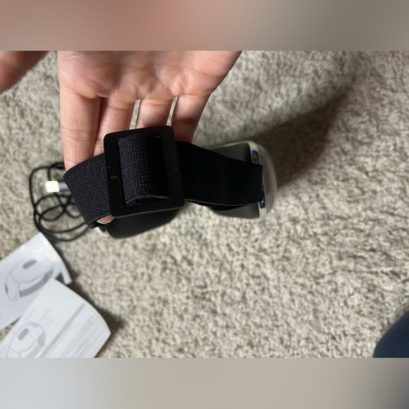 White Eye Massager - Picture 5 of 12